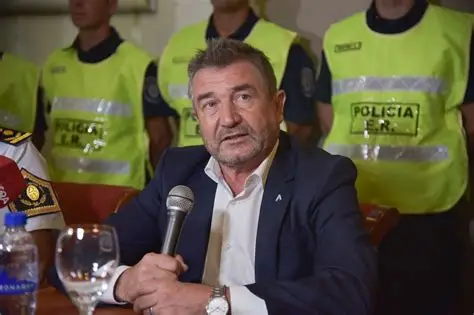 Roncaglia denunció "una operación mediática con información falsa"